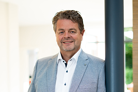 Dieter-Peters-480-320px