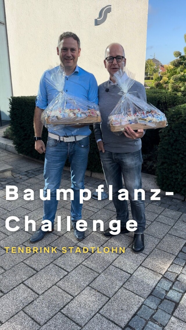 Baumpflanz-Challenge 🌳

Vielen Dank an @borgersstadtlohn für die Nominierung – wir freuen uns schon auf die Kirschlieferung von euch! 

In Stadtlohn haben wir in diesem Jahr bereits über 650 Bäume mit unserem Team gepflanzt und so gemeinsam ein Stück Umwelt gestaltet. Als kleines Dankeschön für die Nominierung haben wir dem Team von Borgers einen Snackkorb vorbeigebracht. 

Und jetzt seid ihr dran – wir nominieren:
	•	@lichtgitter_group 
	•	@enles_gmbh 
	•	@g_wensing_gmbh 

Viel Spaß bei der Challenge, wir sind gespannt, was ihr daraus macht! 🙌